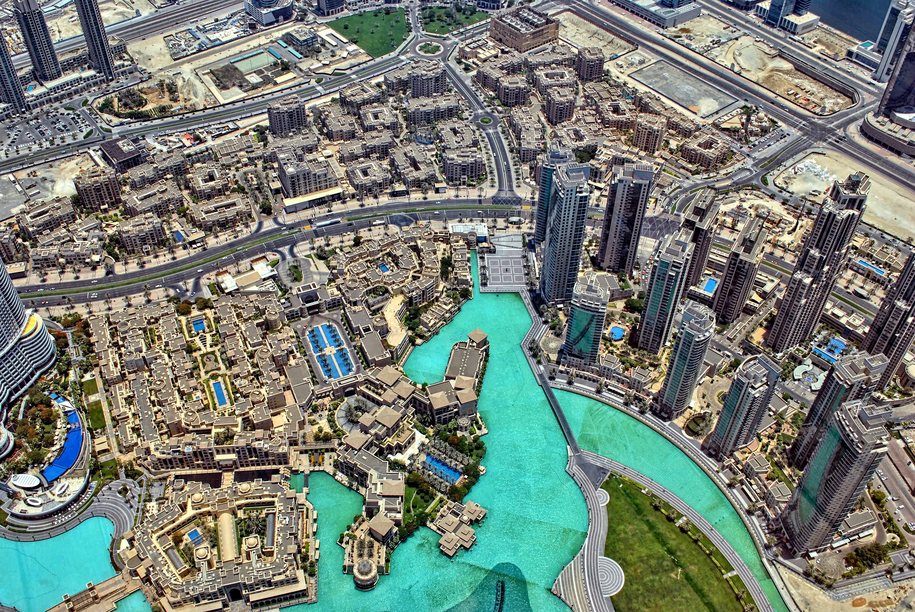 An top-down image of the skyscrapers of Dubai, taken from the Burj Khalifa.